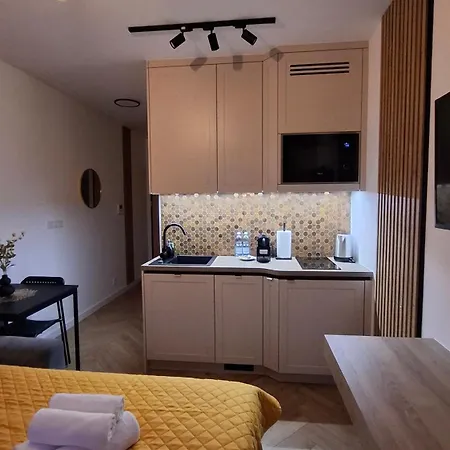 Gold Cubus Nest * Warszawa