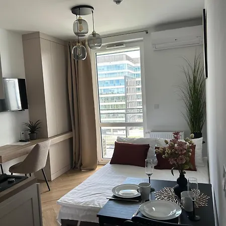 Gold Cubus Nest Apartamento *