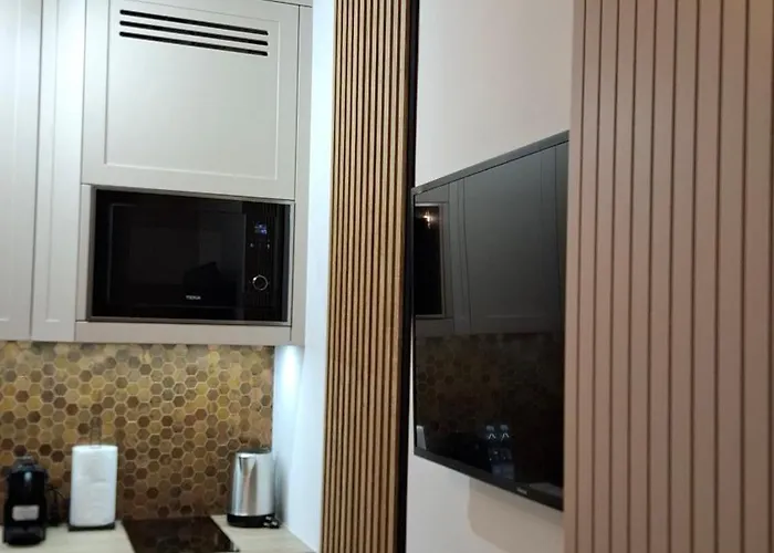 Gold Cubus Nest Apartament *