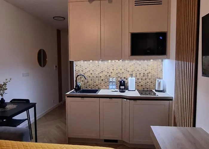 Gold Cubus Nest * Warszawa