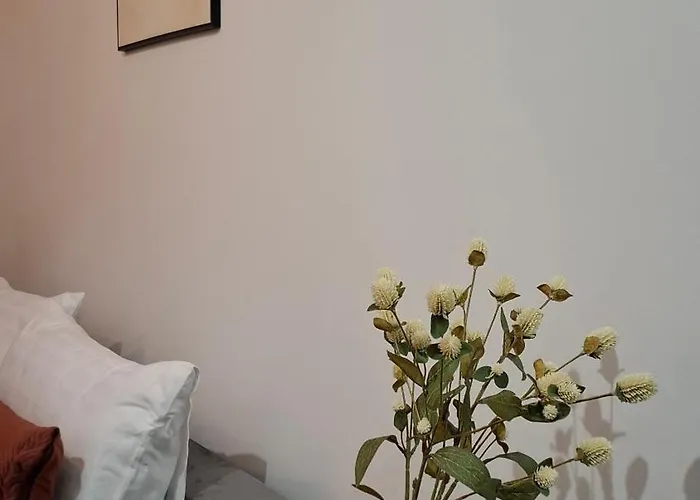 Gold Cubus Nest 华沙