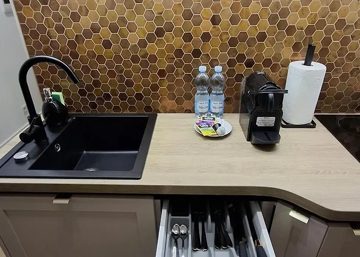 Gold Cubus Nest Апартаменты *