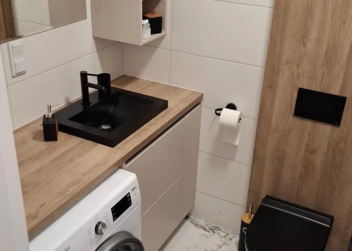 Gold Cubus Nest Warszawa